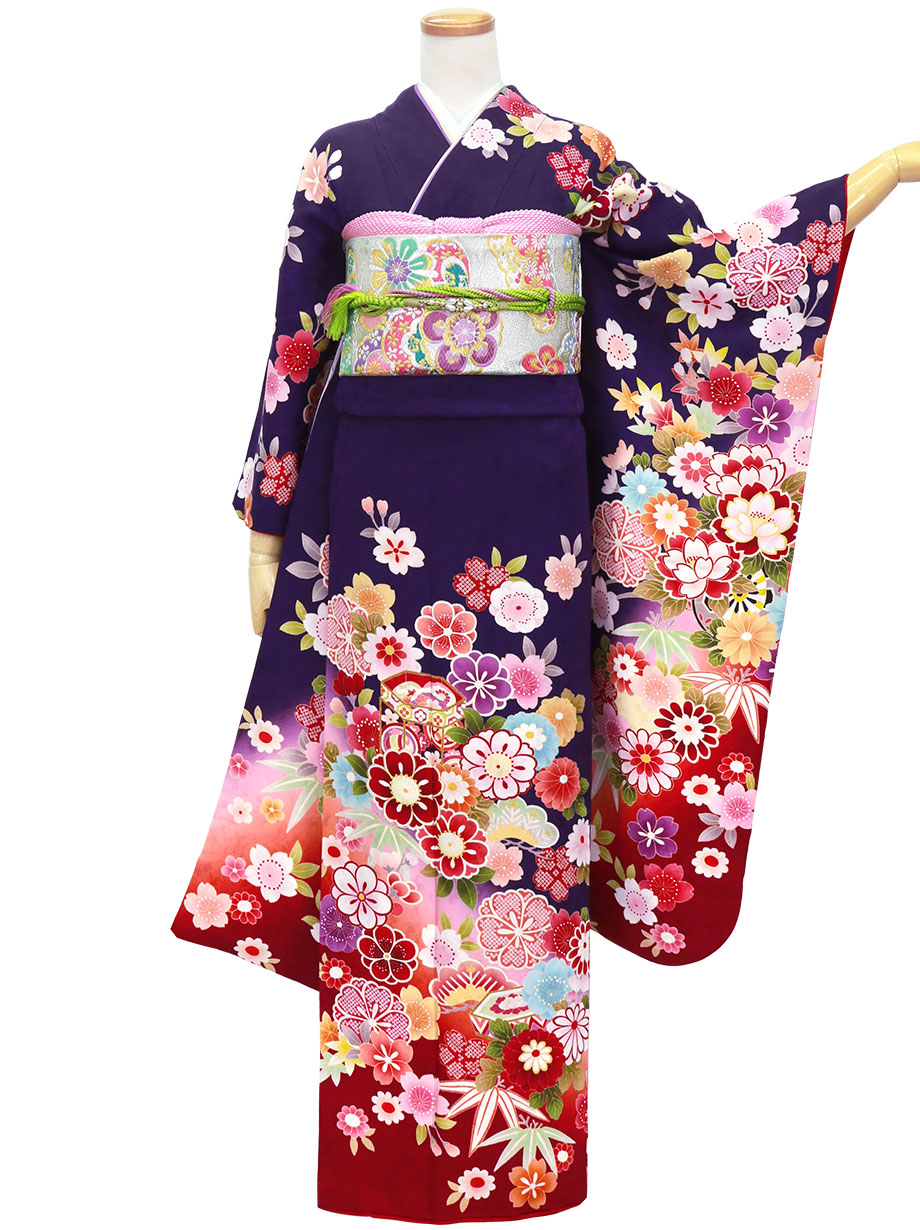 紫地に桜と貝桶の振袖／小さめサイズ