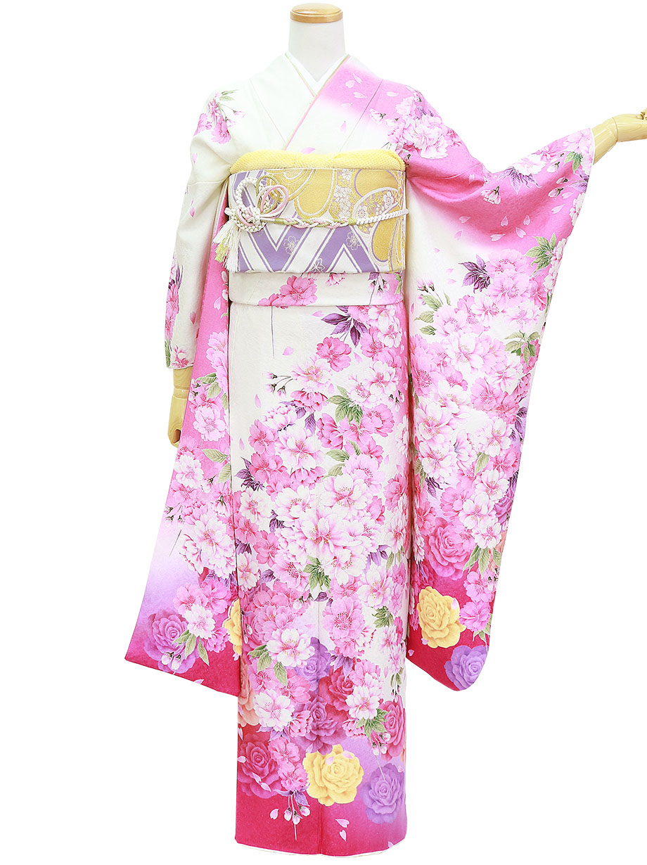 ピンク地に枝垂れ桜の振袖／小さめサイズ