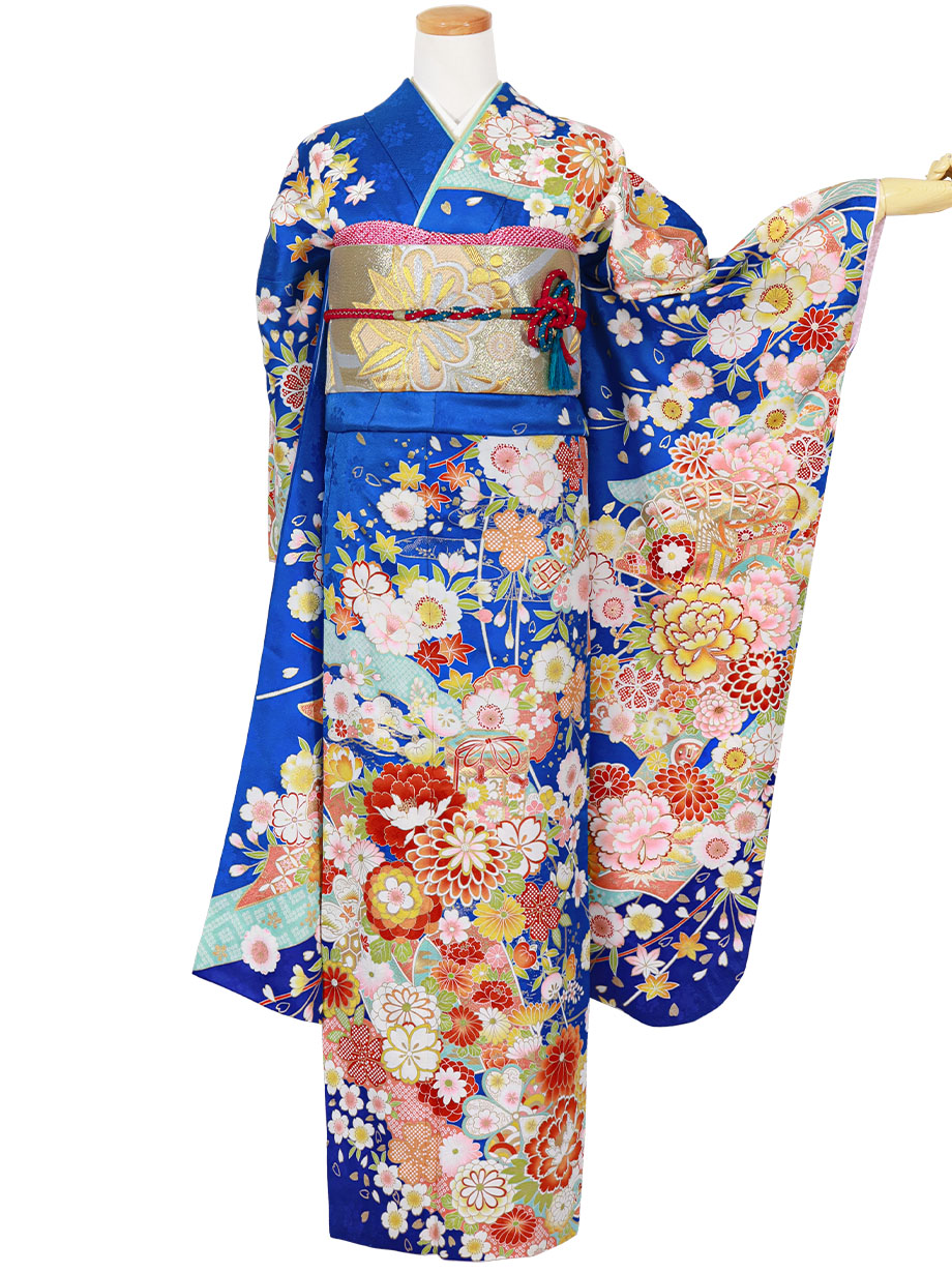 青地に四季花と貝桶の振袖／標準サイズ