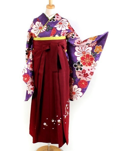 紫地に桜と雪輪・臙脂袴（二尺袖）／卒業式