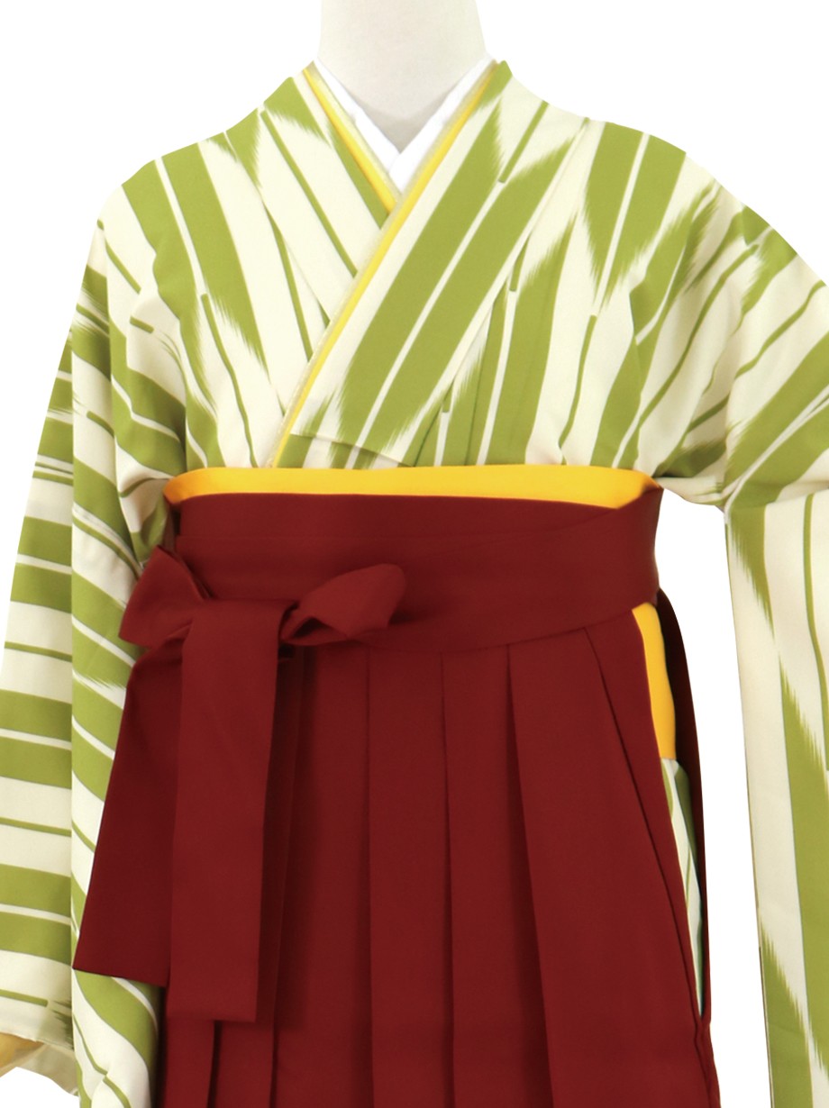 アイボリーに緑の矢絣、臙脂袴（無地）（二尺袖）／卒業式｜宅配着物レンタルの京都かしきもの