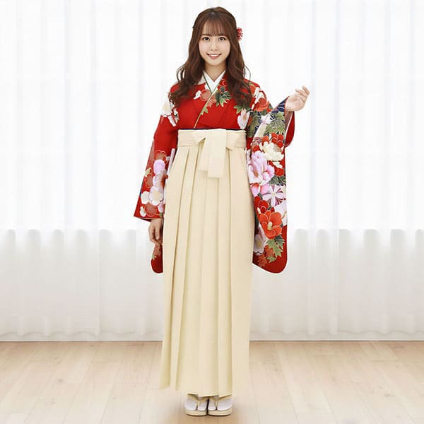 赤地に流水と四季花・アイボリー袴（無地）（二尺袖）／卒業式