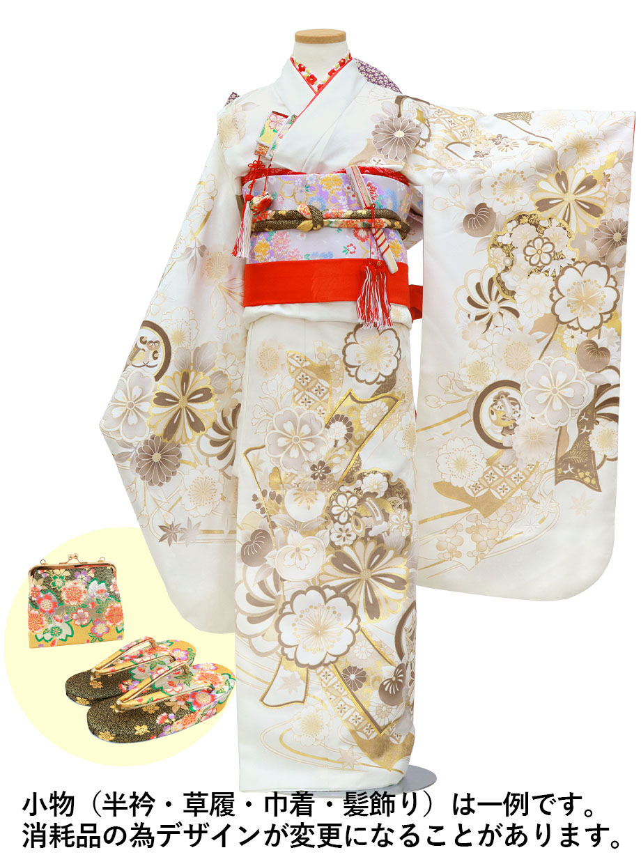 白色に菊や梅、雪輪の着物
