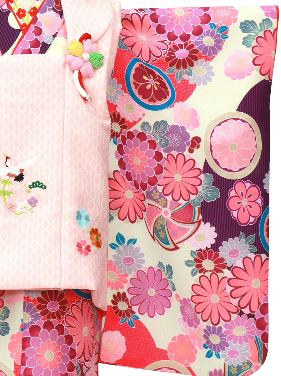 クリーム地に花紋と風車の着物、ピンクの菊菱の被布コートセット／七五三・三歳女の子