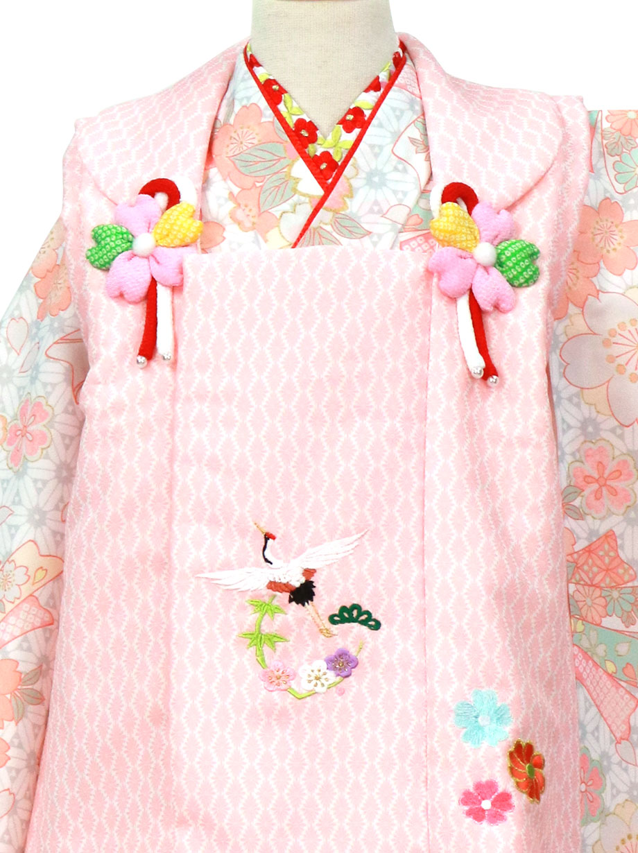 白地にピンクの桜と束ね熨斗の着物、ピンクの被布コートセット／七五三・三歳女の子