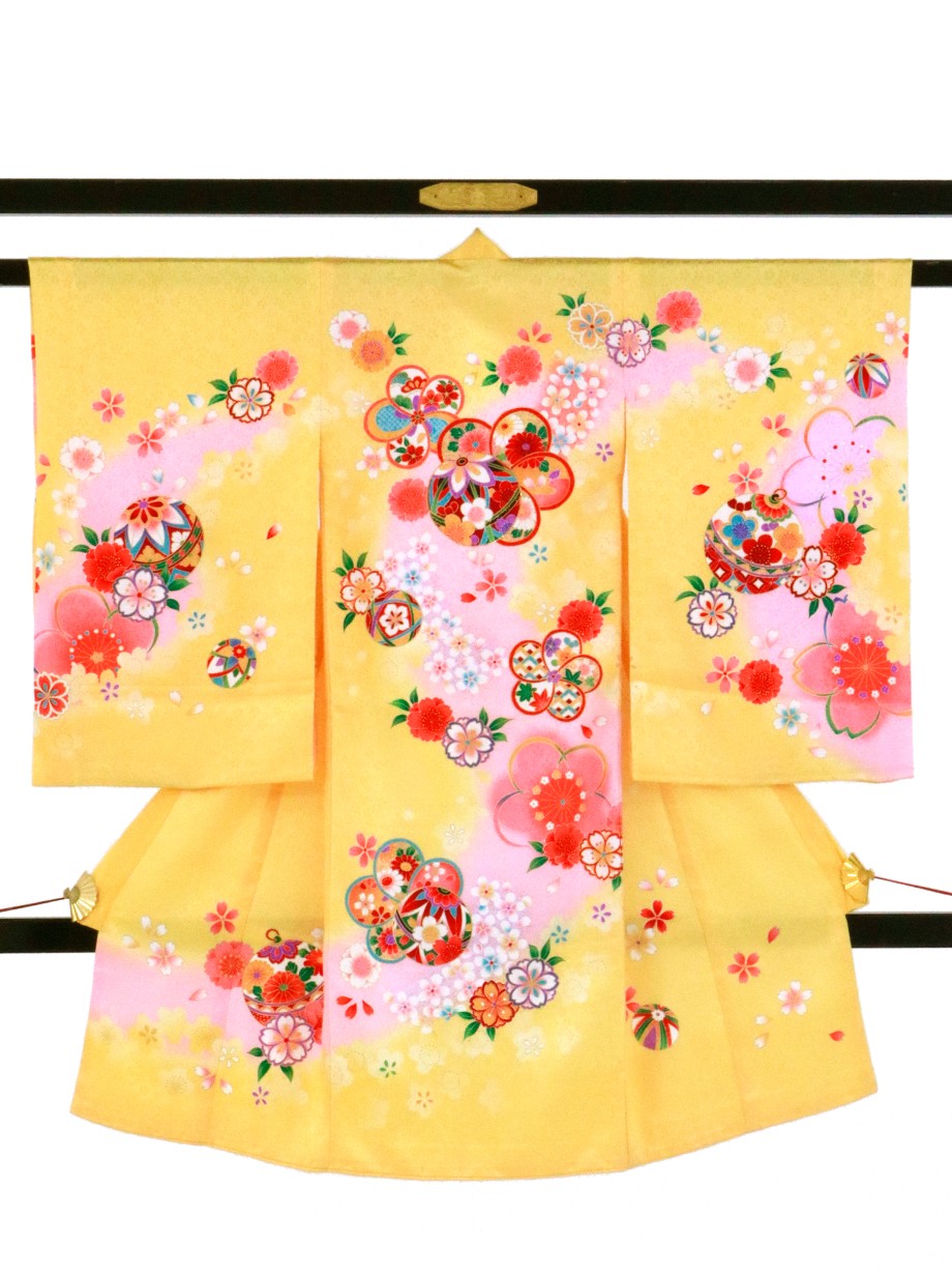 お宮参りで女の子におすすめの服装・祝着は京都かしきもののお宮参り5点セット