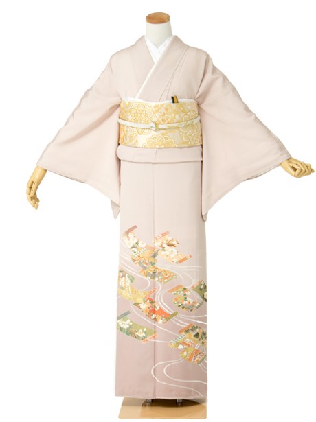 巻絹（まきぎぬ）文様に流線の色留袖
