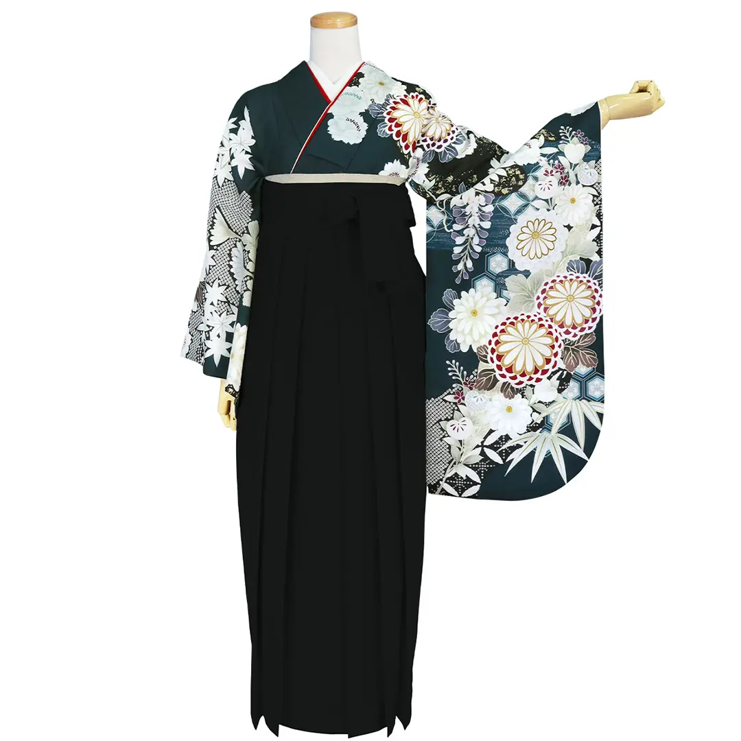 濃青緑地に菊と亀甲花菱・黒袴（無地） （二尺袖）／卒業式