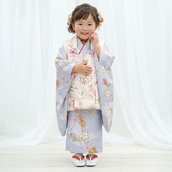 アイスブルー地に枝垂れ桜と鞠、白の被布コートセット／七五三・三歳女の子