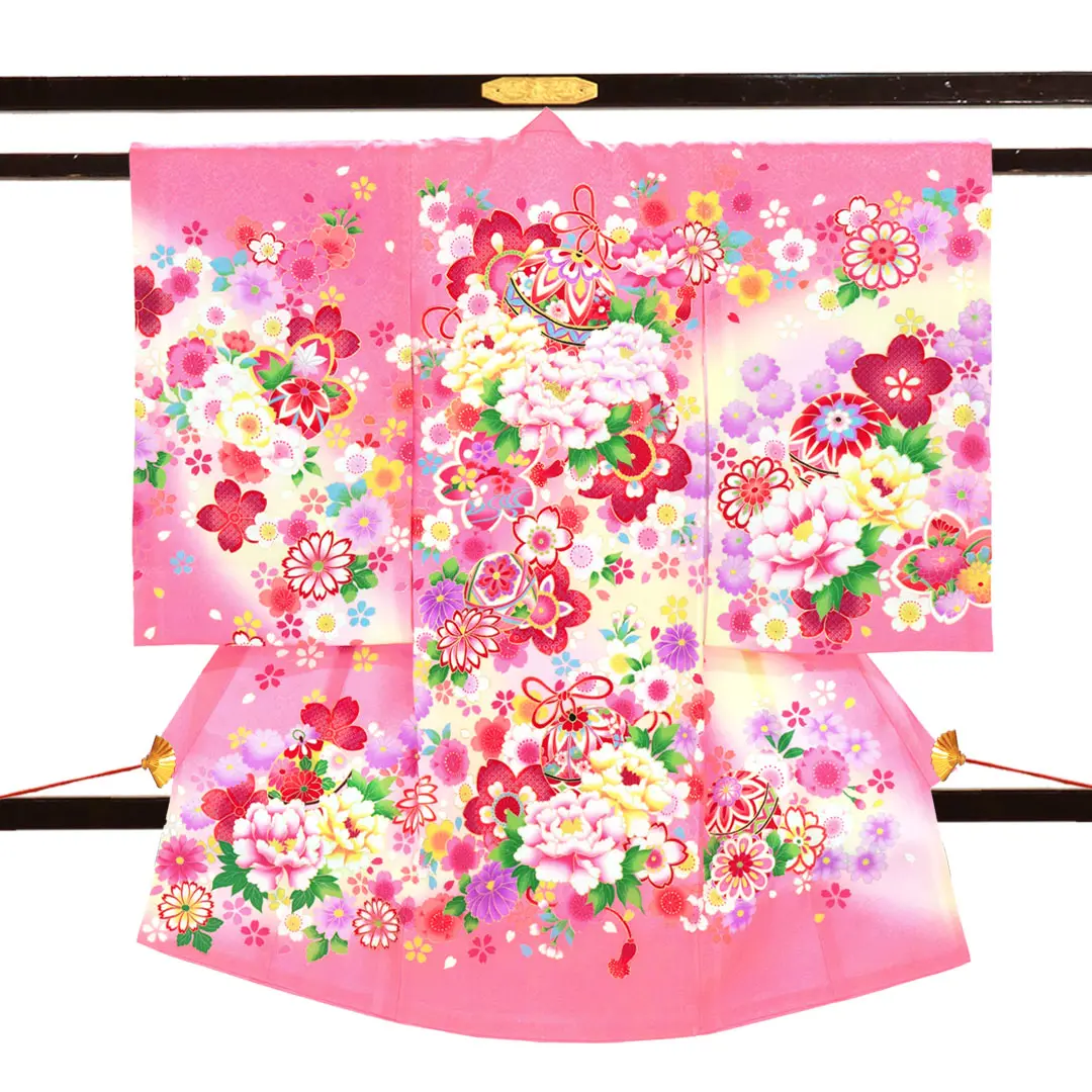 お宮参り産着／<翔月> ピンク地に四季花と鈴の祝い着／女児